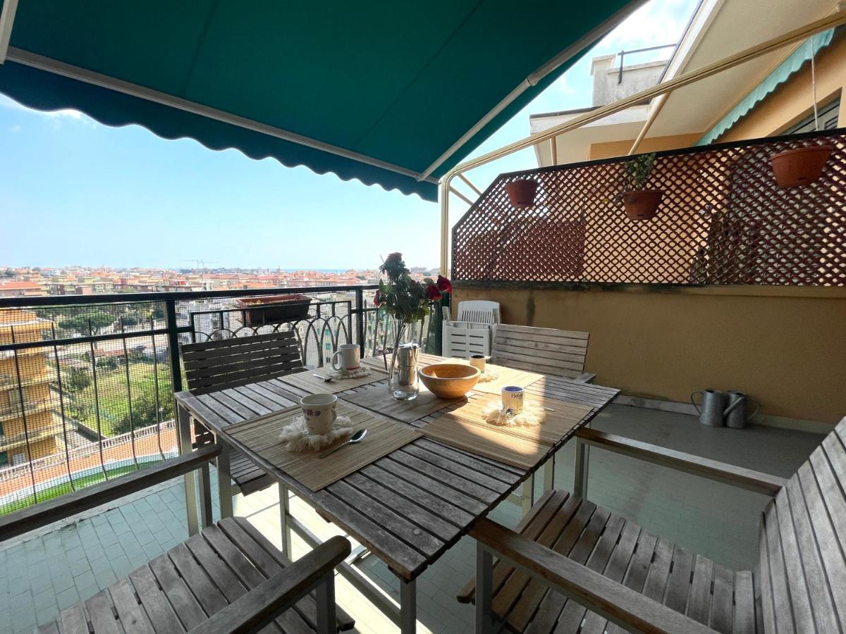 Residenza Degli Ulivi - Piscina, Campo Da Tennis, Free Parking, Ac E Wi-Fi Pietra Ligure Exterior foto