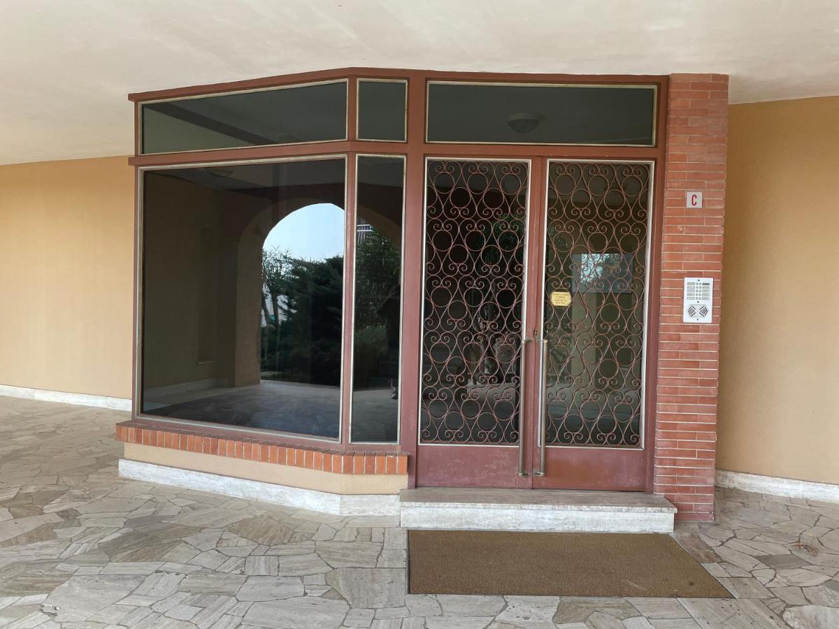 Residenza Degli Ulivi - Piscina, Campo Da Tennis, Free Parking, Ac E Wi-Fi Pietra Ligure Exterior foto