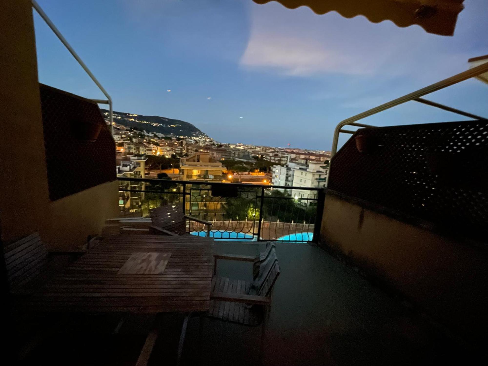 Residenza Degli Ulivi - Piscina, Campo Da Tennis, Free Parking, Ac E Wi-Fi Pietra Ligure Exterior foto